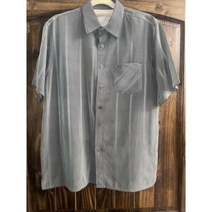 Eighty Eight Men's Short Sleeve Button Down Gray Striped Shirt Size M